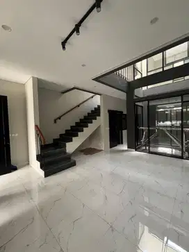 Rumah Hoek Bagus di Sektor 7A Gading Serpong