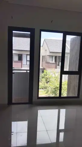 Rumah 2 Lantai Minimalis Modern Strategis di Summarecon Bandung