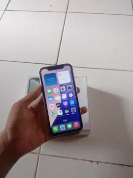iPhone XR 128GB all operator