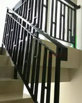 Pagar tangga kokoh