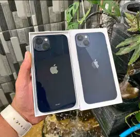 IPhone 13 128gb iBox (pemakaian sebulan)