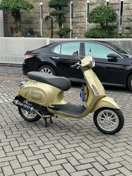 Vespa Primavera 75th Anniversary NEW