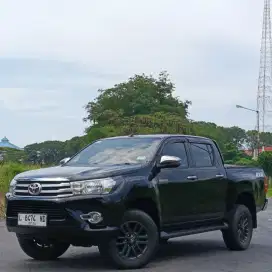 Toyota HiLux Double Cabin 2.4 G 4x4 Manual 2018 Hitam