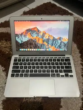 Macbook air 2013 11 inch 4/128 TERMURAH