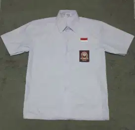 Kemeja seragam sekolah SMA preloved