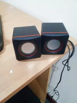 Speaker komputer / laptop