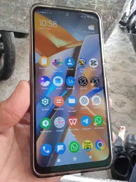 Xiaomi Poco M5S 6+5/128 AMOLED Batangan