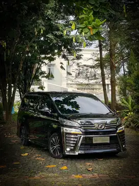 Toyota Vellfire ZG Premium Sound