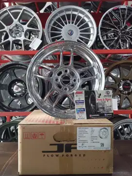 Velg racinghart r15 4x100 lbr6,5 et41