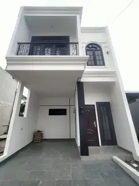 Rumah eropa Clasik fasilitas lengkap di kelapa dua Depok