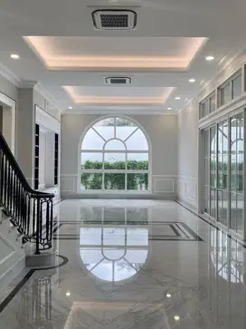 Dijual Rumah Baru dgn Swimming Pool di Menteng jakarta pusat