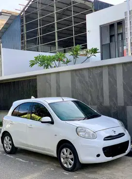 Nissan March 2011 Matiic