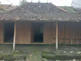 Limasan kayu jati campur kayu jawa