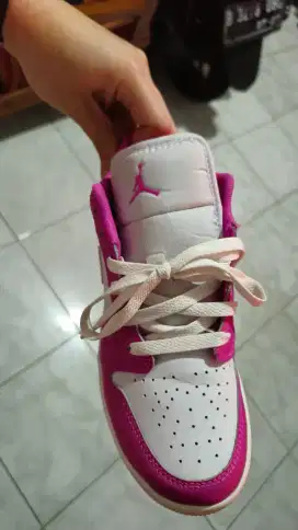 AIR JORDAN 1 LOW PINK