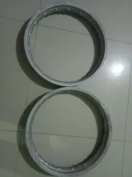 VELG MOTOR RING 17
