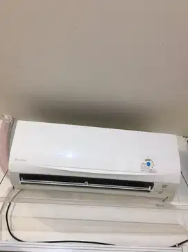 Di cari teknisi ac yg pengalaman