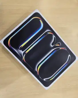 Ipad Pro M4 512 GB Kondisi Baru garansi 1 tahun