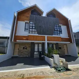 Rumah dijual murah dekat Tol Cimanggis akses jalan luas DP 0 Freebiaya