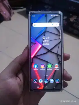 Samsung fold 4 12/512