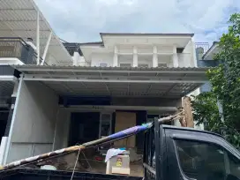 Pemasangan kanopi baja ringan