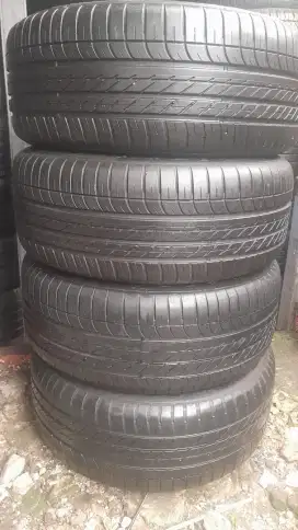 Ban copotan BMW X5 Goodyer EAGLE F1 RFT 255/50 R19 80/90%..4pcs