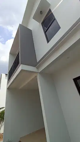 Hunian Villa asri Sejuk dng kolam renang 700jt an di bandung barat
