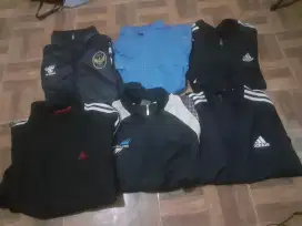 Di jual jaket trecktop