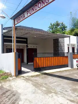 Rumah Hook Baru dekat Jalan Kebon Agung