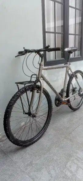 sepeda commuter kalcer mtb 26 vintage murah bagus no seri frame raleig