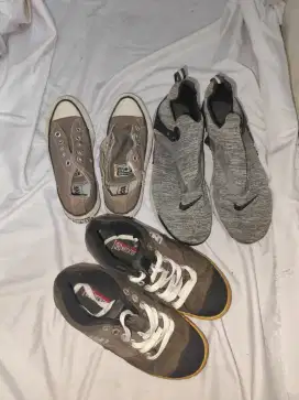 Sepatu minus tempur