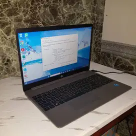 Laptop HP 250 G8 i3 Gen 11 RAM 8GB SSD 512GB NVMe Layar 15.6” HD