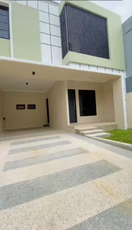 MINIMALIS LANGKA LEBAR 8 SIAP HUNI DEKAT UBAYA PETRA TOL WARU TRANS