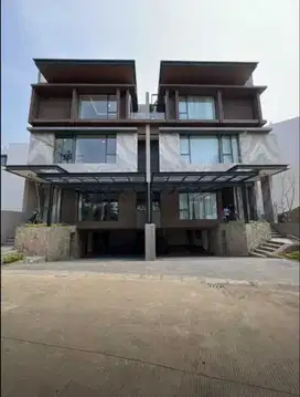 Dijual Rumah Mewah Di Citra Lake Villa - Citra 6 Jakarta Barat
