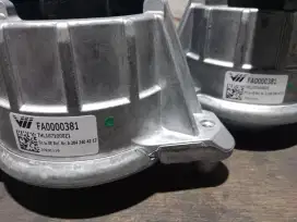 Engine mounting mercedes-benz seri E250