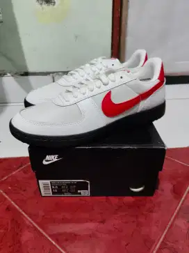 Nike Field General 82 SP Size 42 & 42 New Original 100%