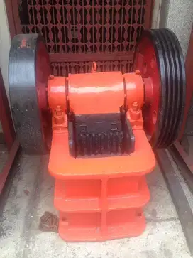 Mesin jaw crusher 150 x 250