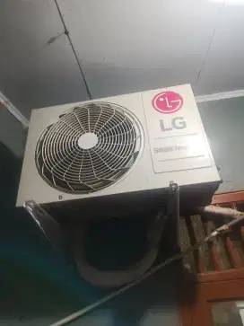 Jual AC LG 1/2 pk & Kulkas Sharp Bekas (Sepaket )