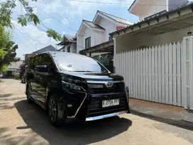 Toyota Voxy 2019 Bensin