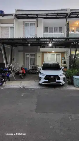 Dijual Rumah Full Furnished Paradise Resort City Ciputat 1.975 M
