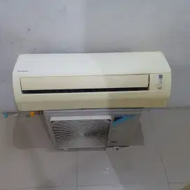 Second Ac Daikin malaysia 1pk ( mulus dan ori)