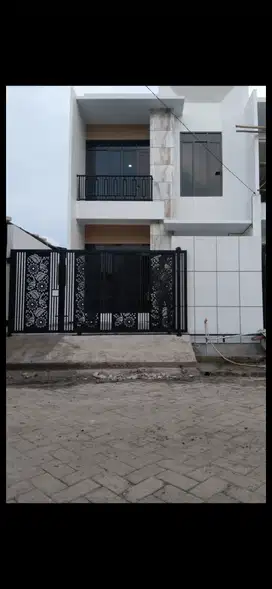 Rumah Rapi Siap Huni di Harapan Indah Bekasi