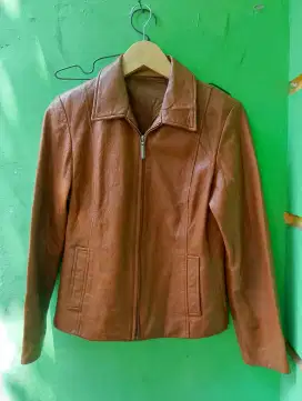Jaket kulit domba tan