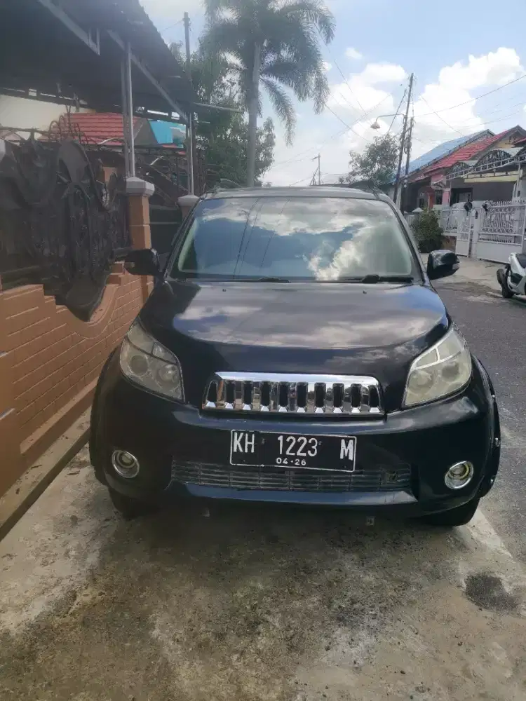 Di jual terios 2011