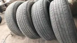 4 ban brigeatone .265/60.R.18 sama serep jadi 5 pcs