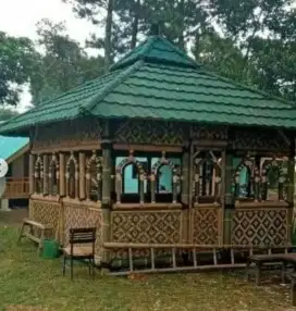 Jasa pembuatan Saung/Gazebo Bambu