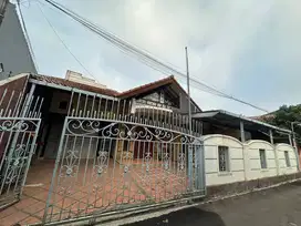 Dijual Rumah Mewah Modern Di Daerah Sarijadi Kota Bandung Utara