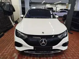 MERCEDES BENZ EQE 350+ WHITE ON BLACK WARRANTY ON SAMPAI 2033