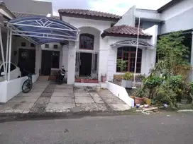 DISEWAKAN RUMAH KOMPLEKS PESONA MEDITERAN DAKOTA PASTEUR