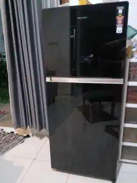 Dijual Kulkas Polytron