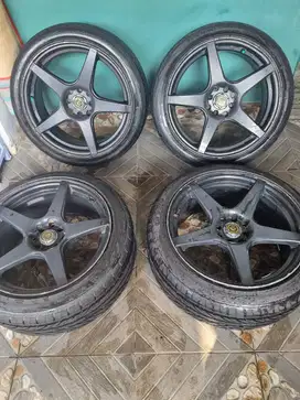 Pelek ring 17 dan 2 ban belakang baru